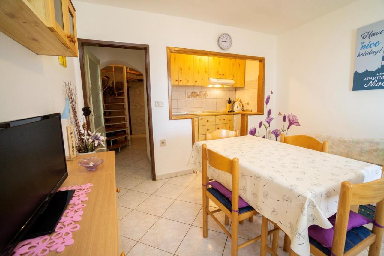 Apartment Nives Umag Exterior foto